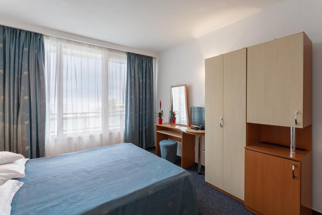 Hotel Sirena Saturn Buitenkant foto